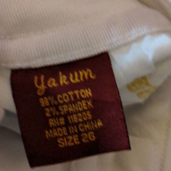 Yakum white capri jeans size 26‎ - Picture 2 of 16